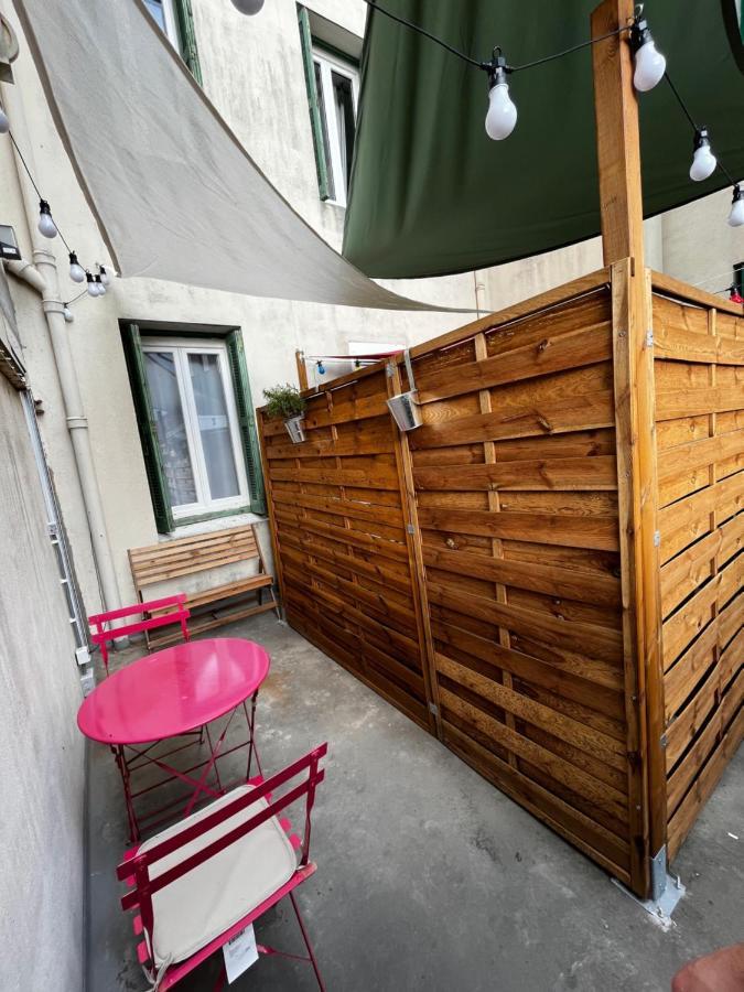 Escapade Dans Grand T2 De Charme Avec Terrasse - Proche Gare Et Centre Ville Lourdes Exterior photo
